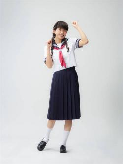 元SPEEDの上原多香子さんの高校生で制服姿のテレカ‼️ 上原多香子がセーラー服姿披露「とっても恥ずかしかったです